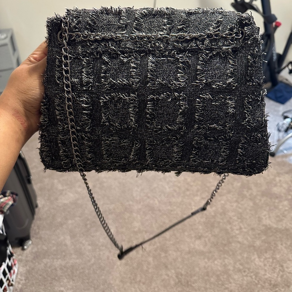 New - Picture 2 of 5